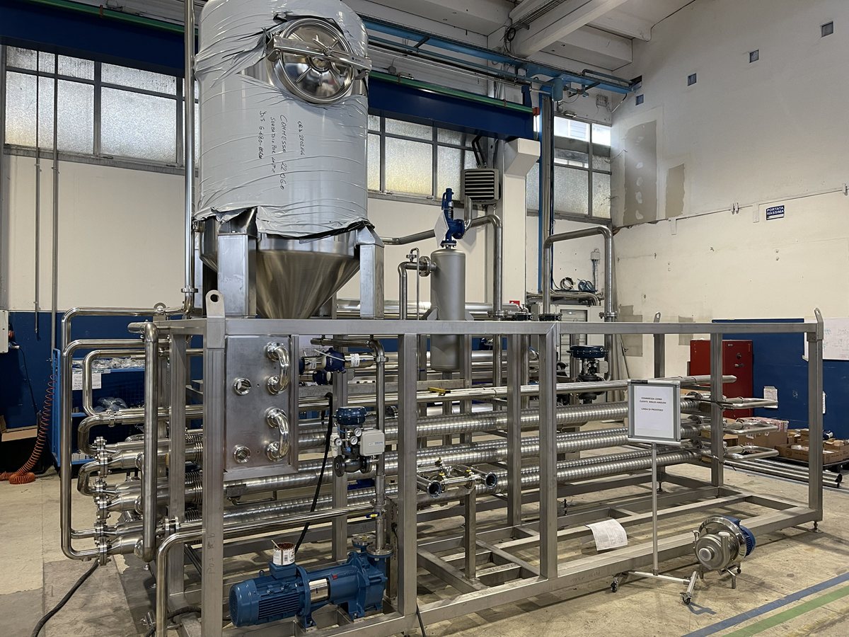 Équipements industriels installés après sélection et fourniture